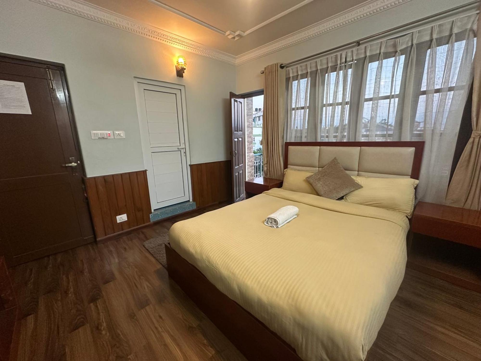 Norbu Hotel Kathmandu Ngoại thất bức ảnh